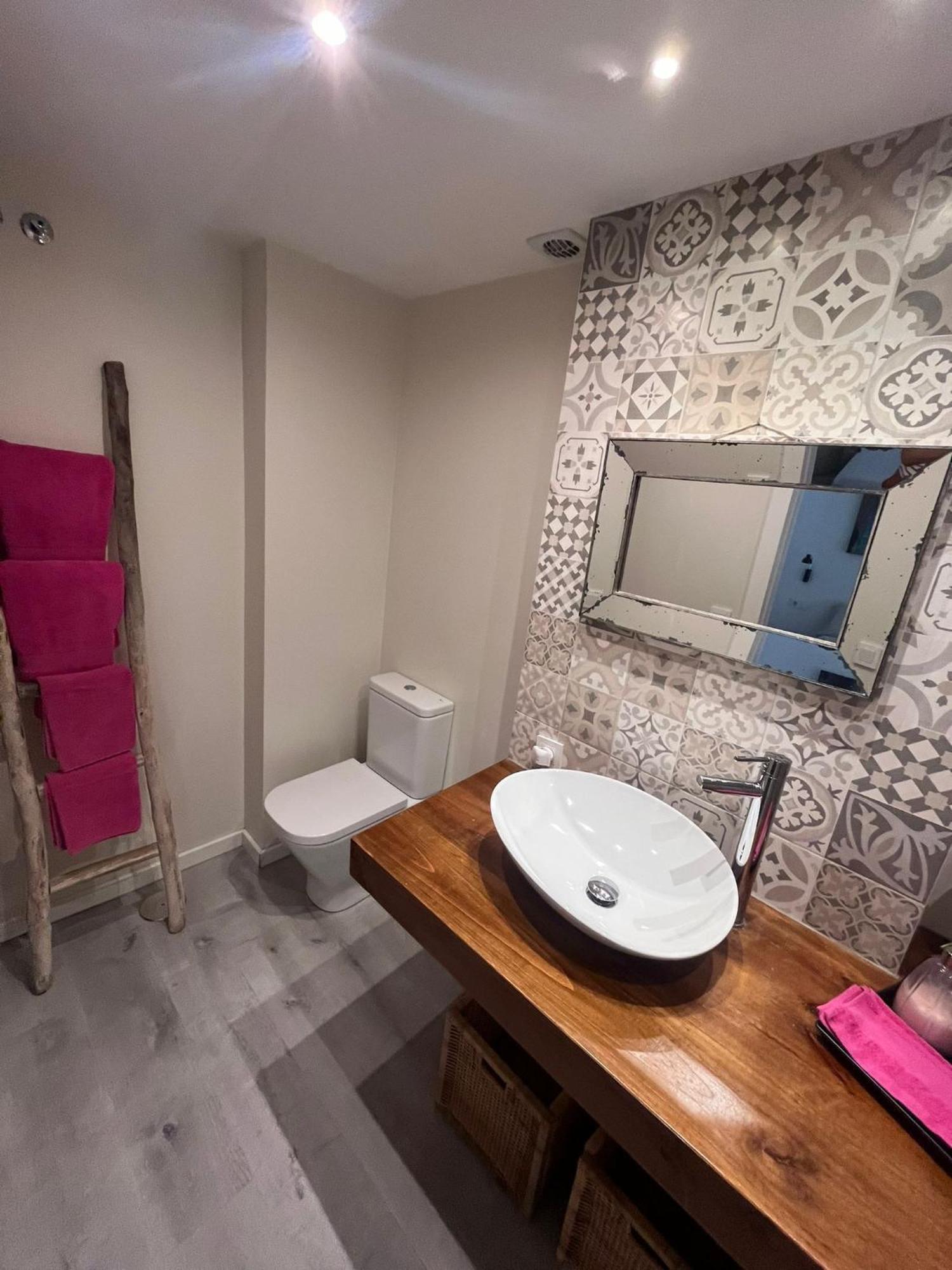 Beautiful Loft In Old Town Apartment Аликанте Екстериор снимка